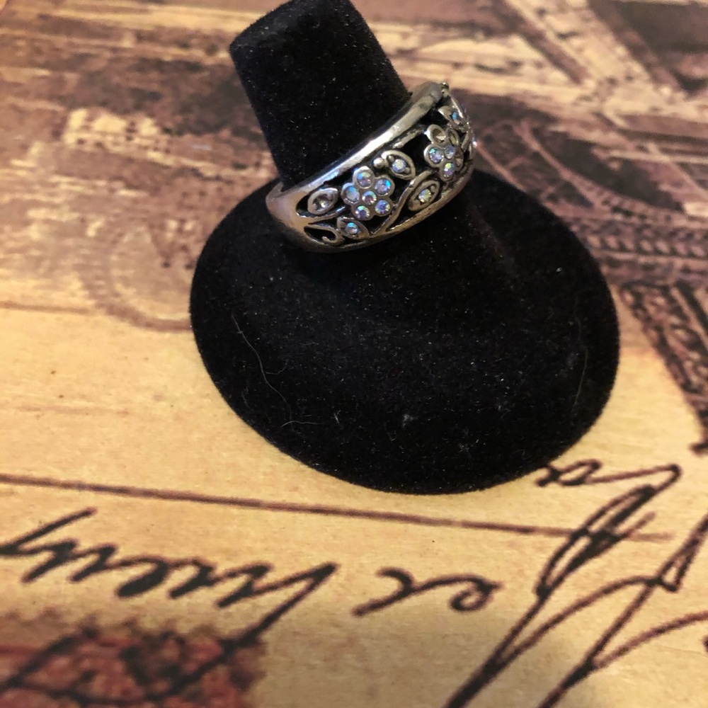 LIA SOPHIA RING - Picture 2 of 4